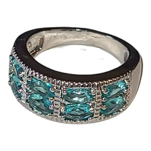 Silver Tone Aqua Blue Crystal Rhinestone Cocktail‎ Ring Size 6.75 - Picture 3 of 5